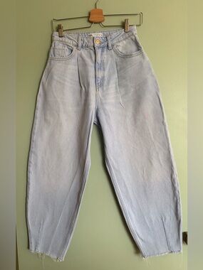 ZARA ZW Collection High Waist Tapered Jeans US4 Pleated Distressed Barrel Ballon